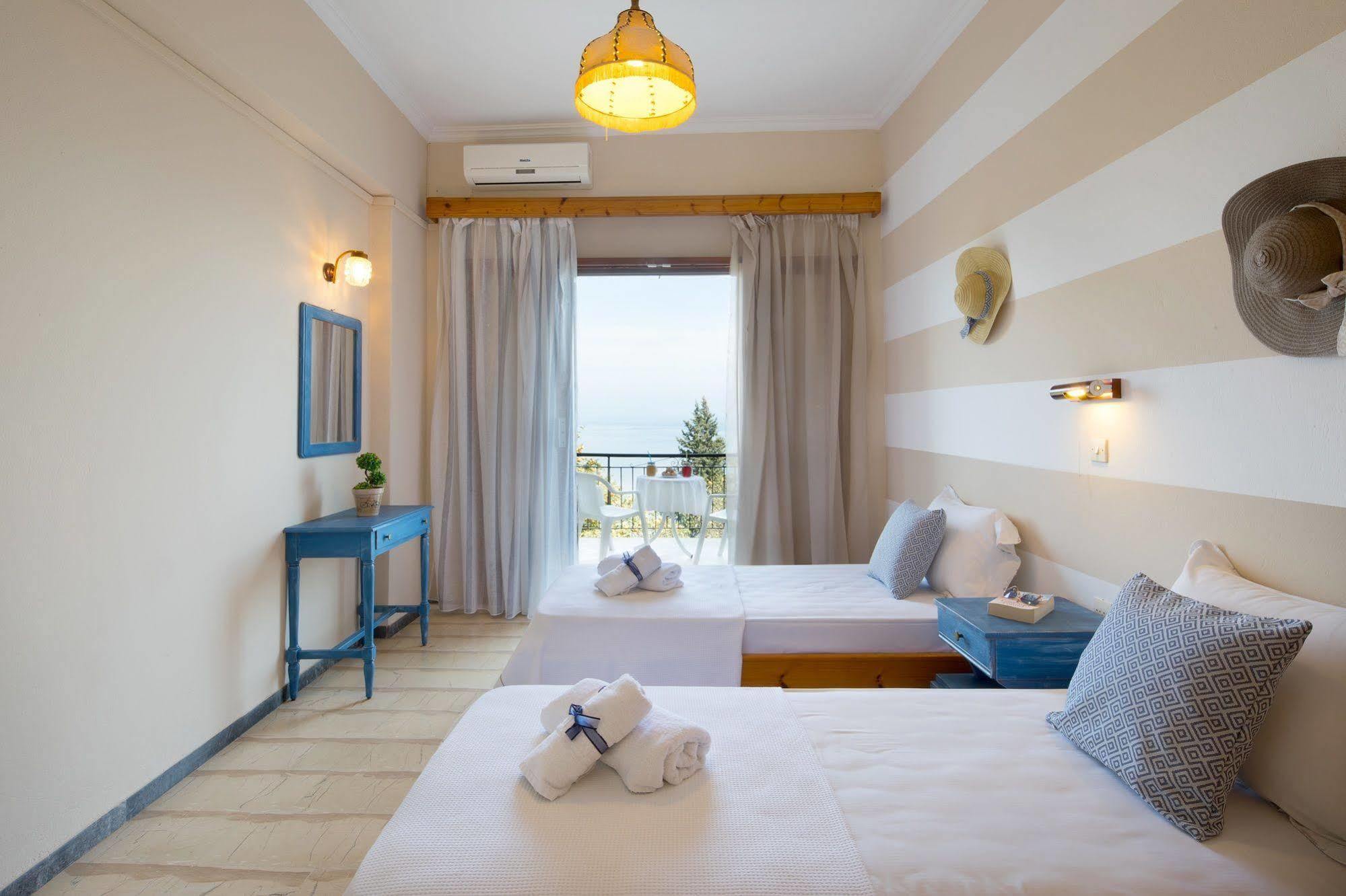 Hotel Casa Dei Venti à Benitses  Extérieur photo